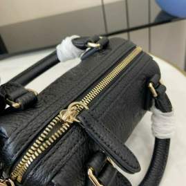 Picture of Gucci Handbags _SKUfw228933093fw